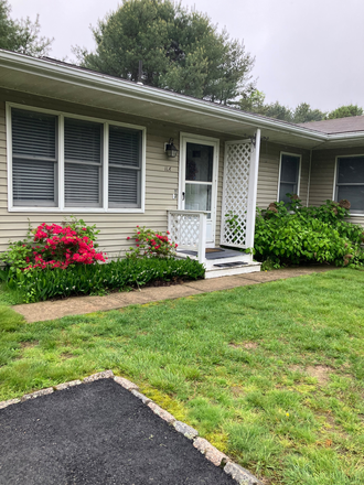 Front door - One bedroom unit for upcoming school year Condo