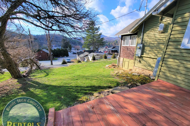 Photo - Banner Elk Bungalo House