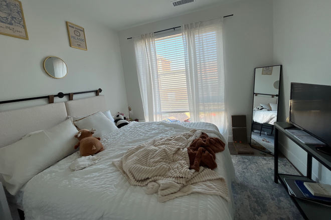 bedroom - Origin Apartments