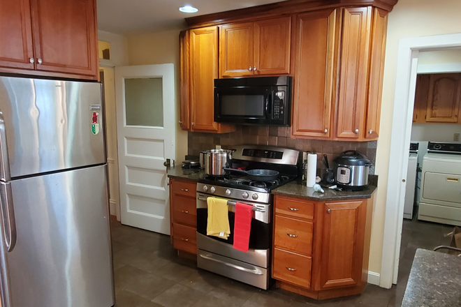 kitchen - 106-112 Governor St Apartments