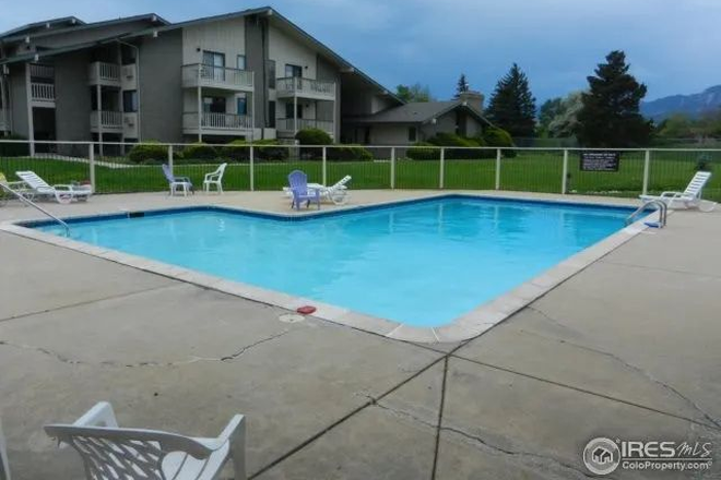 Pool - One Room Available in a Cozy and Convenient Two-Bedroom, Two-Bath Apartment
