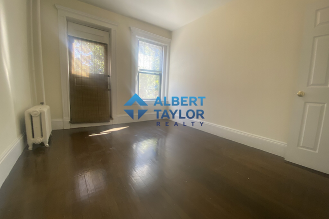 Bedroom #2 - 3 Bed Condo in Fenway! New Kitchen, Heat & Hot Water Included!!