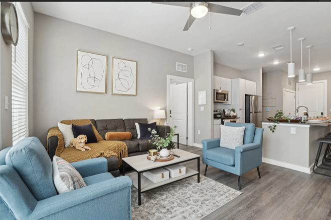 Living Room - The Metropolitan Tampa Apartments