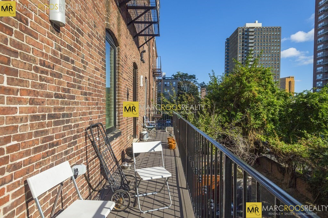 Call NOW for showings! 617-236-8600 - WORTHINGTON ST - *9/1/2026* LUXE RENOVATED 4BR IN BRIGHAM CRCL W/ 3 BATH, W/D IN UNIT, BALCONY, A/C! Apartments