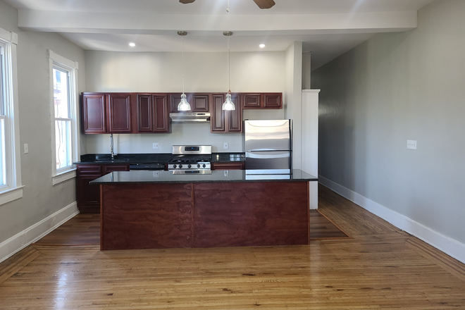 Kitchen - 3-Bedroom Apartment close to Homewood Campus