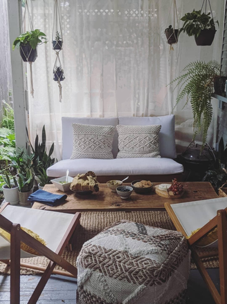 Back porch - Affordable Room Open June 1st in Spacious 3 Bedroom Duplex (Seeking grad student) Duplex