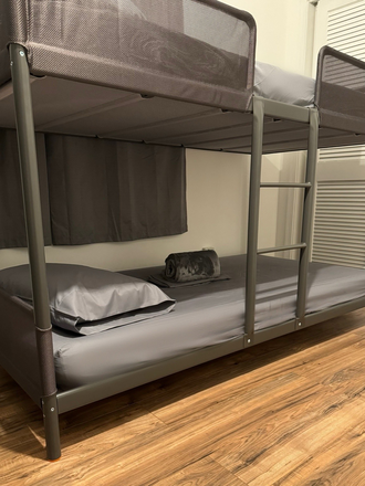 Shared Bedroom - Shared Room near FAU House