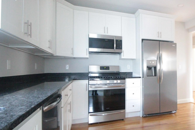 Call NOW for showings! 617-236-8550 - CAMBRIDGE ST - INMAN SQ 4BR AVAIL *9/1/2026* W/ IN UNIT LNDRY, 2 BATH, RENTAL PARKING, DECK, EIK! Apartments