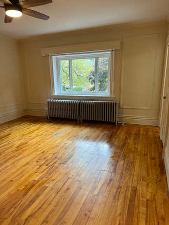 main room/hardwood floors/new Magic windows - Spadina & Davenport ( M5R 2Y3 ) north of Casa Loma, bright 1 bedroom 2nd fl, new kitc Apartments