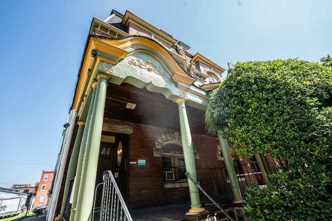 4039 Spruce - 4039 Spruce St Apartments