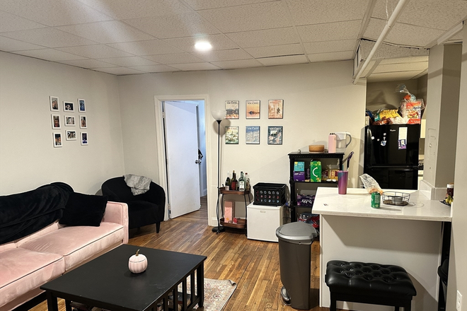 . - Renovated 2 Bed / 2 Bath w/ Heat & Hot Water Included!! Avail. 9/1/25!! Apartments