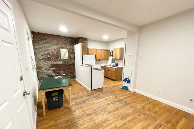 Living Room and Kitchen - 3 Bed 1 Bath Available Now - Great Location with Great Price! Apartments