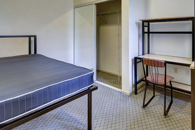 The room comes with a bed, desk, chair, mirrored closet and a shelf with 4 drawers. There is one window. - Vista Del Campo Norte(Close to campus)