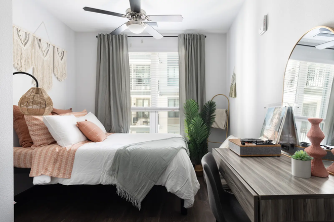 Room - Large 5BR/5BA Sublease Jan–Aug 2026 – Theory Gainesville – Steps from UF, All Students Apartments