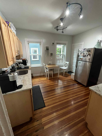 Shared Kitchen - AFFORDABLE ROOM FOR RENT $925