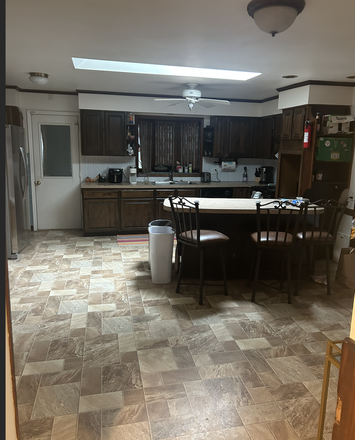 Kitchen - 1 Bedroom in House off Baseline