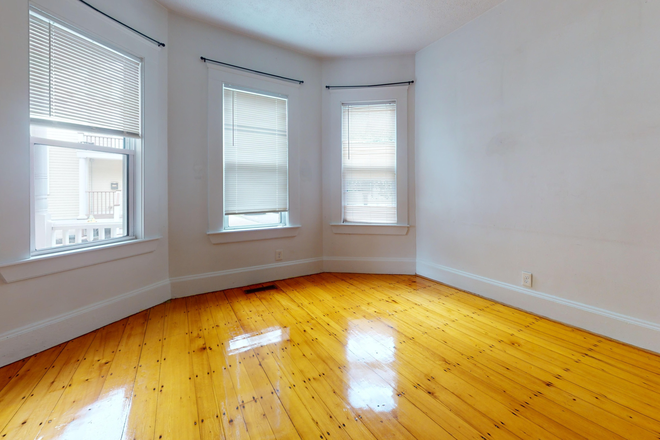 Call NOW for showings! 617-236-8600 - CHEROKEE ST - RENOVATED FLR THRU 1ST LEVEL 3BR AVAIL *9/1/2026* W/ IN UNIT LNDRY, 1.5 BATH, EIK, DW Apartments