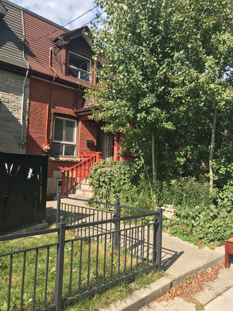 Front of the house (summer coming up:-) - Furnished Room in a House/Ossington-Bloor/Phd/Doc/Post.Doc. $1,100 utilities included