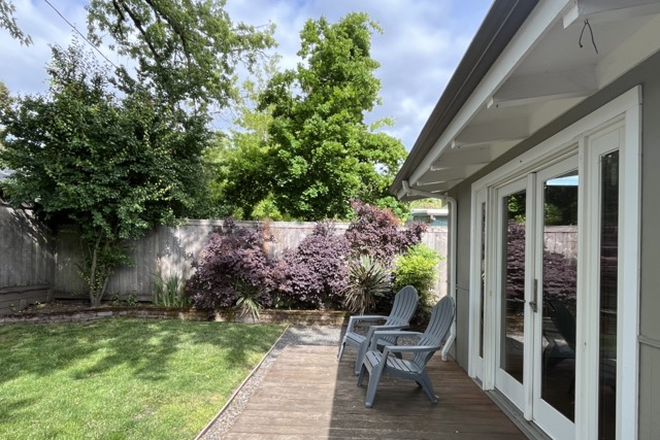 Back deck - Live in Friendly Neighborhood in the Book House!