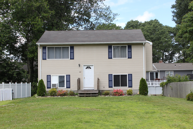 House outside view - 20 Huckleberry Trail Narragansett, RI 02874 House