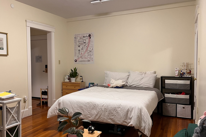 Bedroom - Studio apartment next to campus