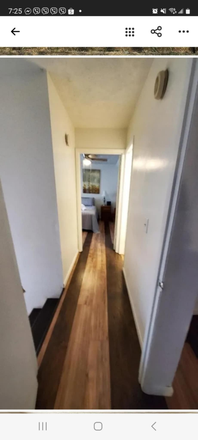 Upstairs corridor - 2 storey fully furnished 3bd, 2ba house w/ entertainment room for rent in Nashville, 15 min. to VU