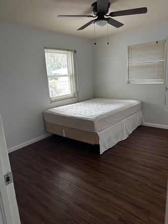Private bedroom - Lakeside Ucf property private room for rent House