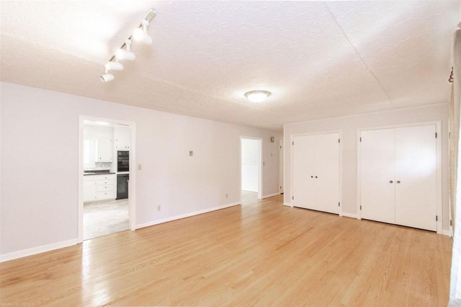  - 3 Bedroom 3 Bath House