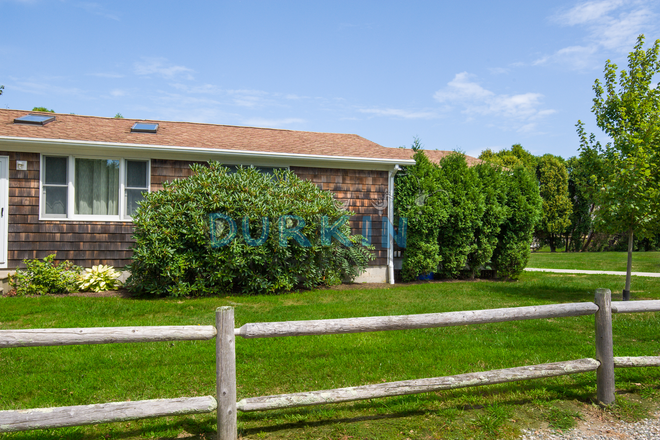 Exterior - 1 Bedroom Duplex with Private Covered Porch Duplex
