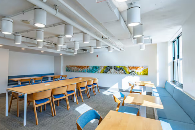 Study Space TWR 1 - SPRING SUBLET U/View, 2 BEDROOM/BATHROOM XL TWR 1 Apartments