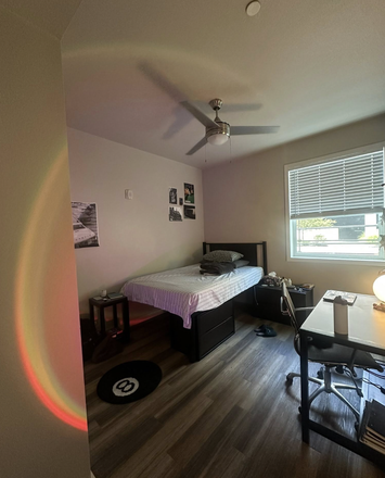 bedroom - Skyview $850 SPRING RELET Apartments