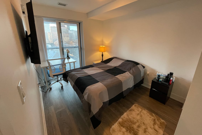 Premium Deluxe - Bedroom - Fully Furnished Private Rooms | Near Eaton Centre & Toronto Metropolitan University