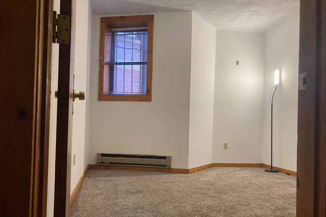 Bedroom - Westland Avenue near Symphony Hall, Available Now Apartments