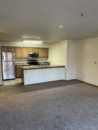 Three Bedroom - Blackhawk Three Bedrooms Apartments