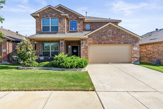 Front of home - Beautifully Maintained 4 Bedroom, 2 1/2 bath home with gorgeous outdoor living space