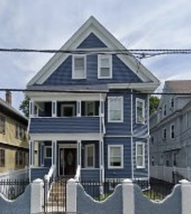 House - 3 Bedroom Unit Apartments