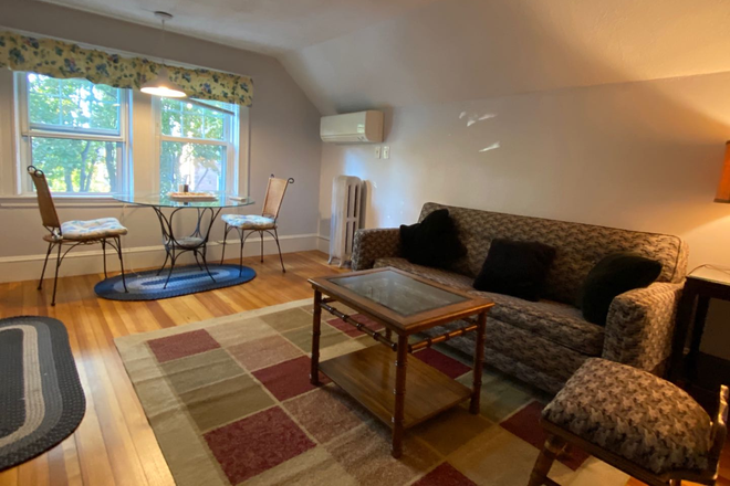 Dining nook/general common room - Quiet,Furnished 2 BR with common kitchen/DR/LR area. AC, all utilities included