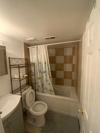 Bathroom - Single Family home in Berwyn Heights