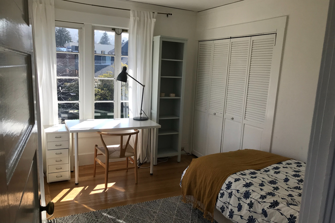 Bedroom - Looking into room from door. - Sunny furnished room available in Elmwood home - ALL UTILITIES INCLUDED