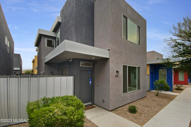 Outside Street View - Spacious Bedroom & Private Bath in Fully-Furnished Modern Home