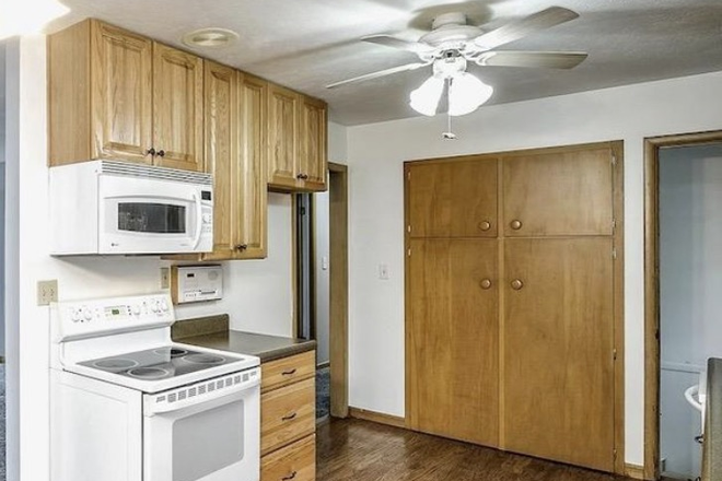 Kitchen - Private Bedroom Near UNO | Utilities and Laundry Included | Female Student Housing House