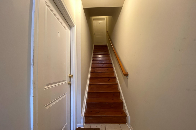 Hallway - 2233 Camac St. Unit 1 Condo