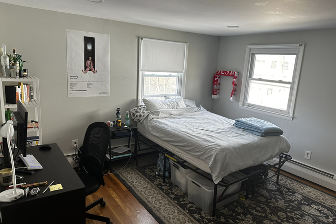 Bedroom - 235 Foster Unit