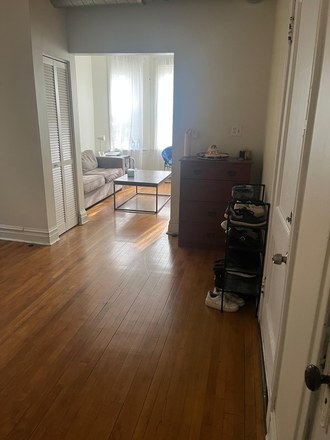 shared space - 2 Bed 1 Bath apartment, walking distance from West and East campus