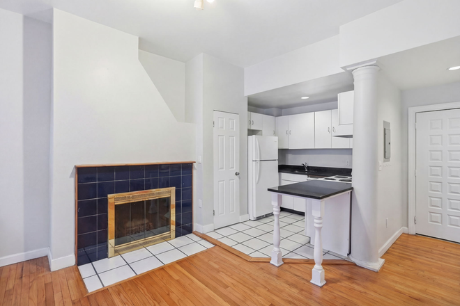 . - *NEW LISTING* Apartments