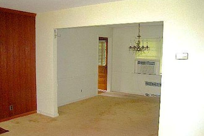 Photo - Walk to Class in Five Minutes from Cali House