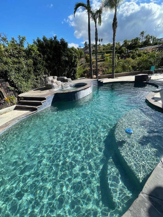 Backyard pool jacuzzi - Roomy wanted! POOL HOME SHARE SUPER COOL-ALL UTILITIES INCLUDED! (Citrus Heights Riverside)