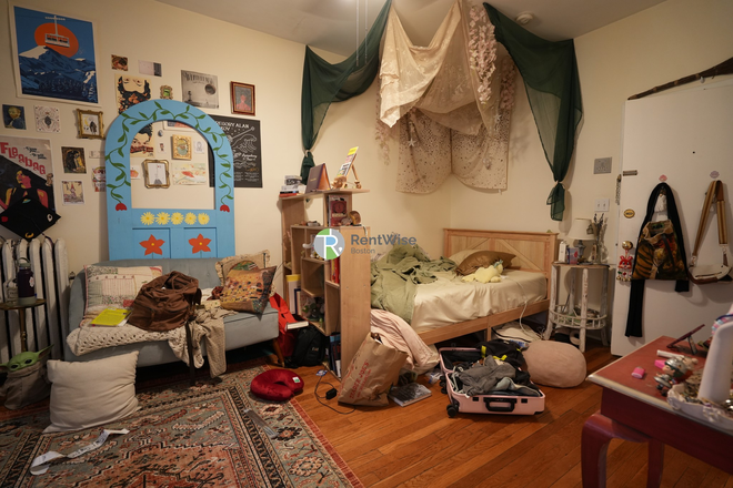 1 - SEPT 2026-Super cute Beacon St Studio, H/Hw inc. Cat ok, No Broker Fee Apartments