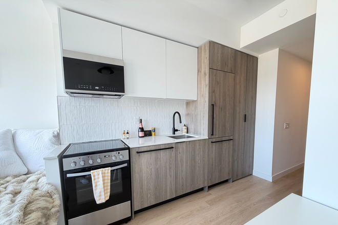 Kitchen - Designer Turnkey Studio UTSC – Move-in Ready! Brand New Never Lived in Suite! Fully Furnished