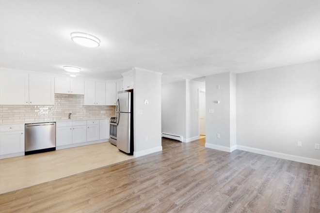 - - RARE 2 BEDROOM NEAR TUFTS UNIVERSITY Apartments